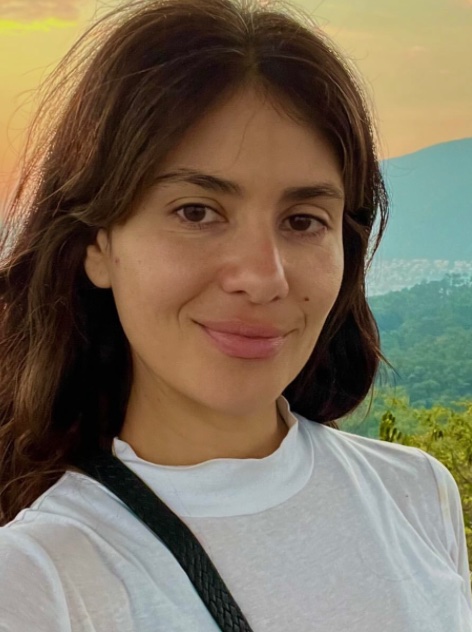 Simone